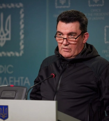 Обстрелы Украины на Новый год возможны: секретарь СНБО предупредил украинцев