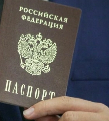 На Луганщині загарбники примусово надають дітям російське громадянство