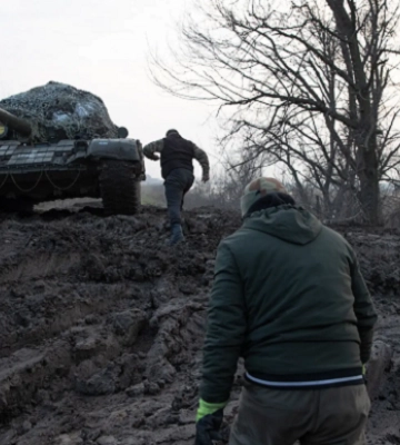 ВСУ невдовзі візьмуть під контроль основні дороги на Лисичанськ та Сєвєродонецьк, – NYT