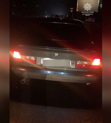 У Дніпрі зупинили водія BMW під наркотиками та з чужим водійським посвідченням