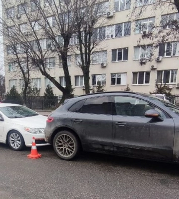 У Кропивницькому зіштовхнулися Hyundai, Volkswagen і Porsche