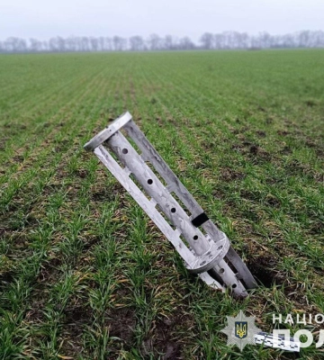 Передмістя Запоріжжя росіяни обстріляли “Ураганами” з касетним наповненням, – поліція (ФОТО)