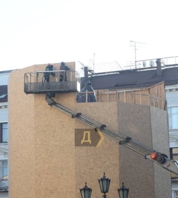 В Одесі розпочався демонтаж пам’ятника Катерині ІІ