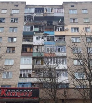 Рашисты обстреляли Купянщину, попали в многоэтажку, - ОВА. ФОТОрепортаж