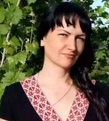 В Крыму активистку приговорили к колонии за &quot;взрывчатку в футляре очков&quot;