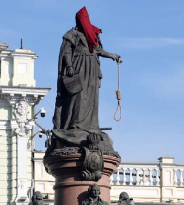 Пам’ятник Катерині II після демонтажу передадуть до художнього музею, - міськрада Одеси
