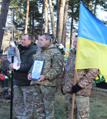 На Волині попрощалися із Романом Кравчуком, який загинув у ДТП на Житомирщині