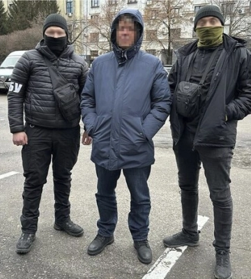 СБУ затримала експрацівників «Укрзалізниці», які допомагали перекидати воєнні ешелони РФ в Україну