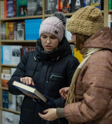 Підсумки року від «Полтавської хвилі», відкриття книгарні та затриманий олігарх – головне за 28 грудня