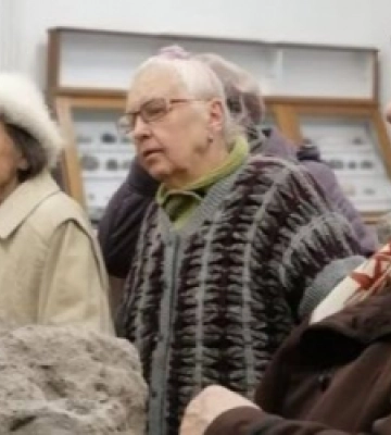 Для львів’ян поважного віку організували екскурсію у Мінералогічний музей