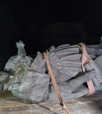 Одеса нарешті позбулася пам&#039;ятника Катерині II: як це було 