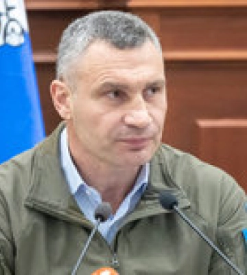 Взрывы в Киеве. Кличко предупредил о возможных перебоях со светом в городе