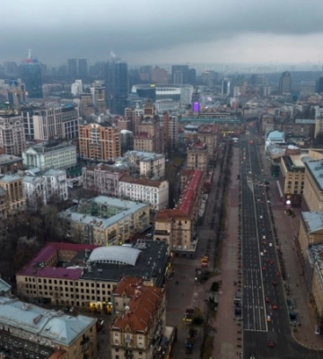 Будинки, підприємство, дитячий майданчик – КМВА повідомила про перші наслідки удару по Києву