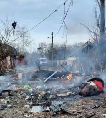 Ракетний обстріл Києва: оприлюднили фото наслідків