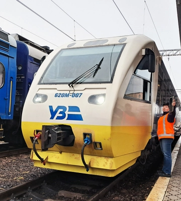 Кілька харківських потягів рухаються із затримками понад 30 хвилин