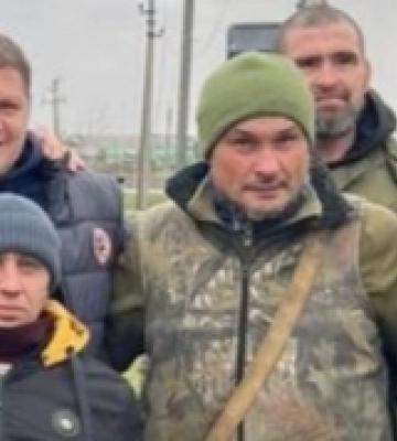 Тарас Михалик відвідав українських захисників на передовій