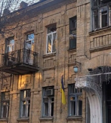 Російська армія обстріляла обласний кардіодиспансер у Херсоні — ОП