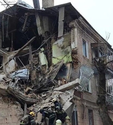 Відсутність світла, руйнування медзакладу: ОВА повідомила про наслідки ракетної атаки на Київщину