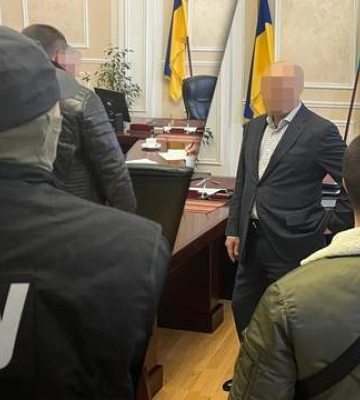 СБУ сообщила о подозрении мэру Полтавы Александру Мамаю