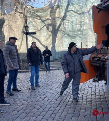 Одесские коммунальщики получили новую технику от города-побратима Регенсбург (фото, видео)