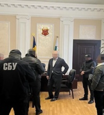 Должность не дает ума: СБУ задержала мэра Полтавы по подозрению в помощи врагу