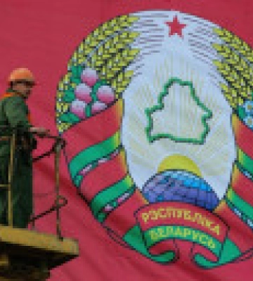 У білорусі придумали пояснення падіння ракети під брестом, лукашенку повідомили
