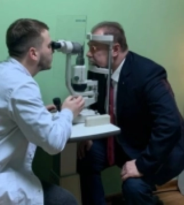 Як у Рівному працює офтальмологічна приймальня, де безплатно перевіряють зір