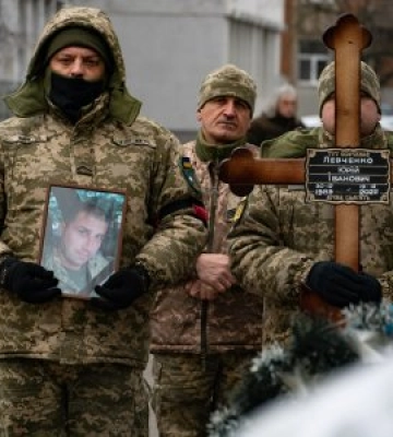 В Ужгороді попрощались із загиблим на війні Юрієм Левченком