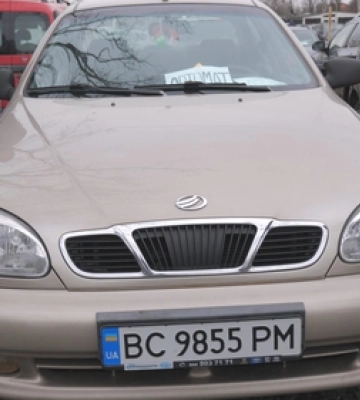 Луцький автобазар: шукаємо найдешевше авто (відео)