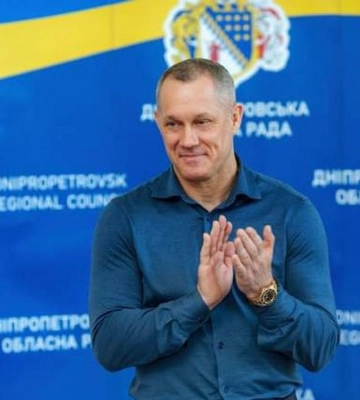 «Прагну бути відкритим та гідно представляти людей»: річний звіт депутата Дніпропетровської облради Михайла Кошляка