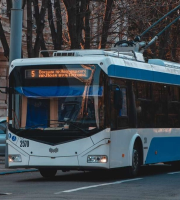 Як працює громадський транспорт Дніпра 30 грудня