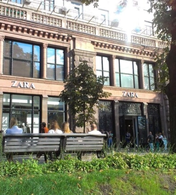 Стало відомо, чому на Хрещатику закрили магазин Zara