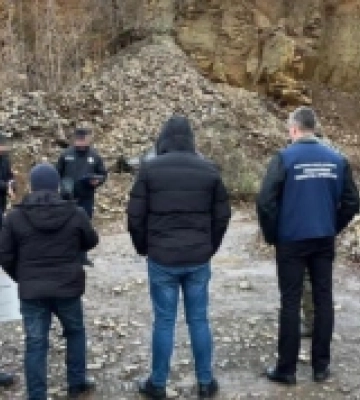 На Закарпатті припинили масштабний незаконний видобуток андезиту (ФОТО)
