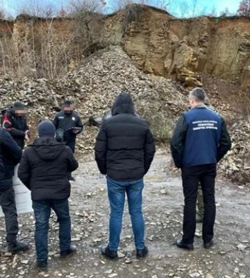 На Закарпатті припинили масштабний незаконний видобуток андезиту (ФОТО)