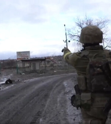 Українські снайпери розповіли про бої в Бахмуті: Росіяни своїх не шкодують, &quot;вагнерівці&quot; йдуть на забій. ВIДЕО