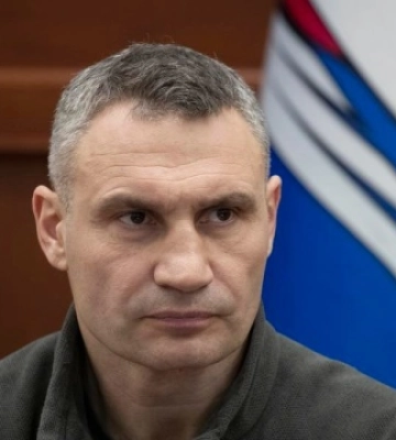 Киева прогремели взрывы в трех районах, есть разрушения