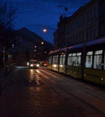 Завтра у Львові трамваї за чотирма маршрутами курсуватимуть до 23:30