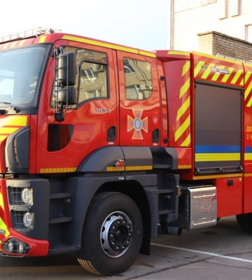 Волинські рятувальники отримали нову пожежну автоцистерну