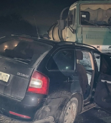 На трасі Київ-Чоп водій Škoda вчинив лобову аварію з КамАЗом