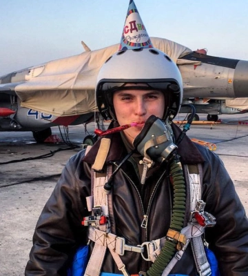 «Нам потрібні F-16». Інтерв&#039;ю з пілотом KARAYA, який служив у Луцьку, про ворога, безпілотну авіацію та віру в Бога