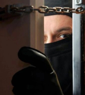 У Запоріжжі перед новорічними святами обікрали дві квартири