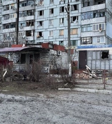 Рятувальники показали наслідки обстрілу Степногірська на Запоріжжі