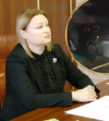 В Ужгороді підпалили авто ексзаступниці голови Закарпатської ОВА Ольги Травіної (ФОТО)