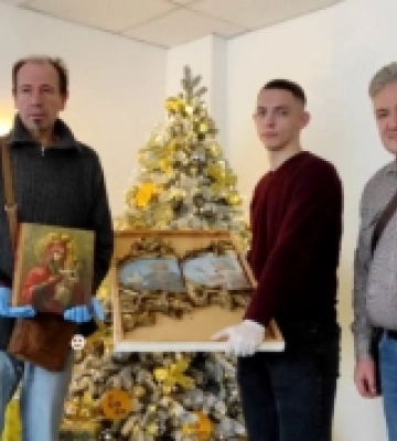 На Волині провели рентген-дослідження чудотворної ікони Божої Матері
