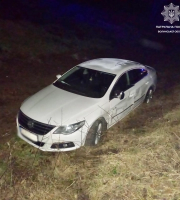 Авто злетіло з дороги: на Волині спіймали п&#039;яного винуватця ДТП