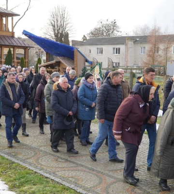 Сиротою залишилась маленька донечка: на Волині попрощалися із Героєм Андрієм Мельницьким