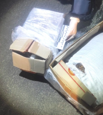 Поліцейські на Рівненщині виявили в авто майже 40 кілограмів бурштину