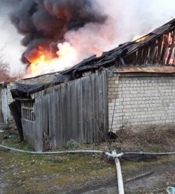 Окупанти били із мінометів та артилерії по Харківщині, сталися масштабні пожежі, - ОВА. ФОТОрепортаж