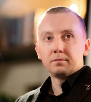Станіслав Асєєв: “Поки не сформована національна ідея, знайдуться ті, хто продаватиме РФ запчастини під час війни”