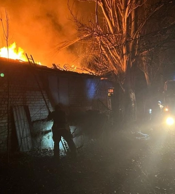 російські війська обстріляли Торецьк, пошкоджені будинки